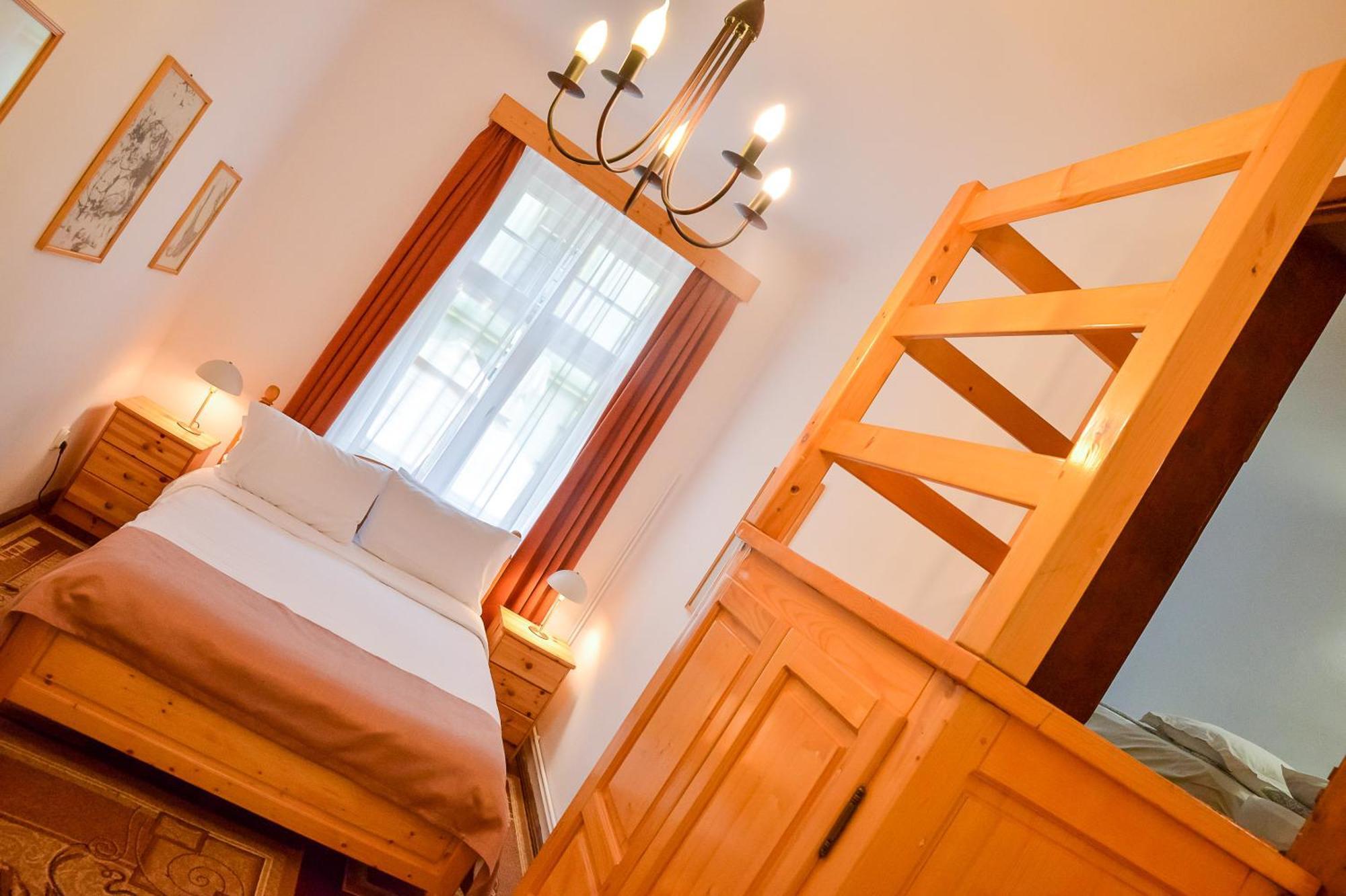 An Der Holztreppe Lägenhet Sighişoara Exteriör bild